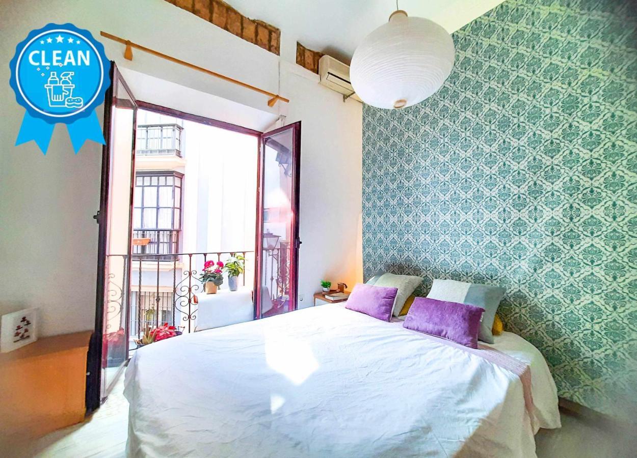 Lovely Center Apartments - Sunny Balcony Alfalfa セビリア エクステリア 写真