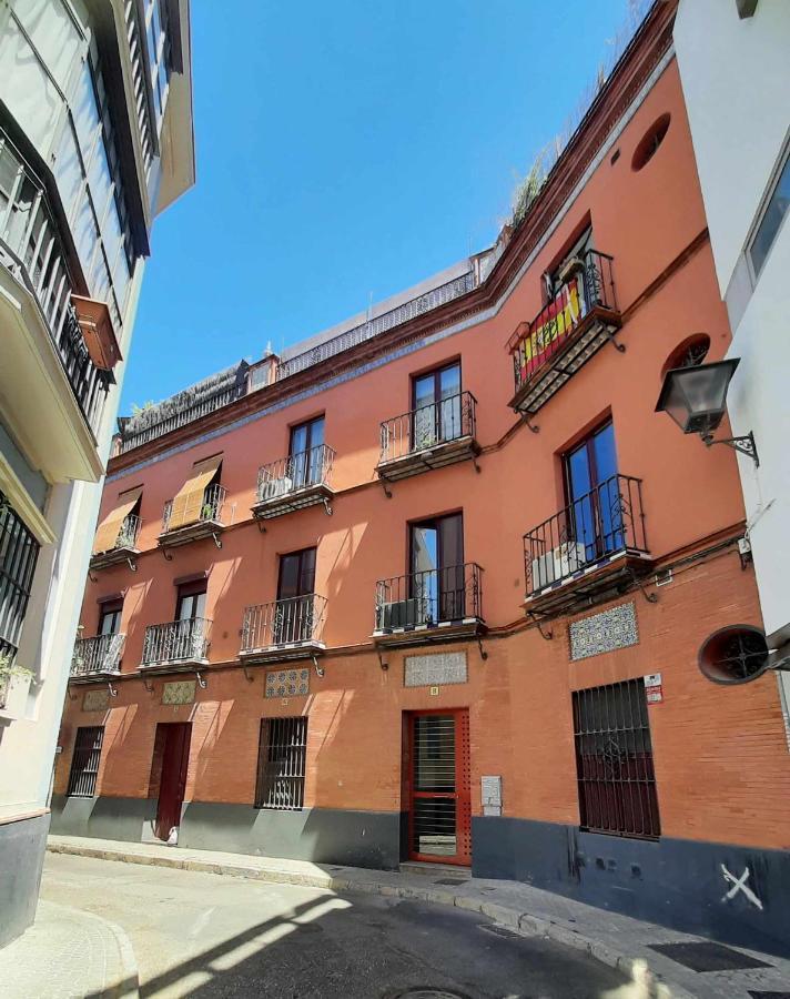 Lovely Center Apartments - Sunny Balcony Alfalfa セビリア エクステリア 写真